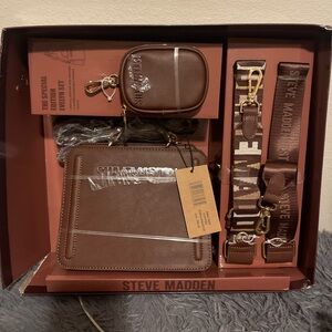 Steve Madden crossbody